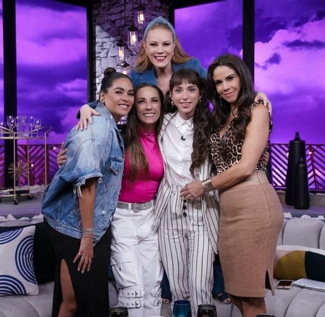 Paola Rojas compartió "Netas Divinas" con Daniela Magún, Natalia Téllez, Consuelo Duval y Galilea Montijo / Foto: Instagram